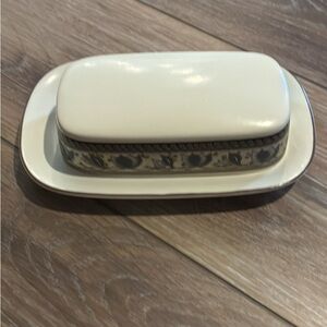 Mikasa Arabella Butter Dish